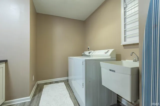 $525,000 | 625 South Bobcat Bend, Bloomington, IN 47403