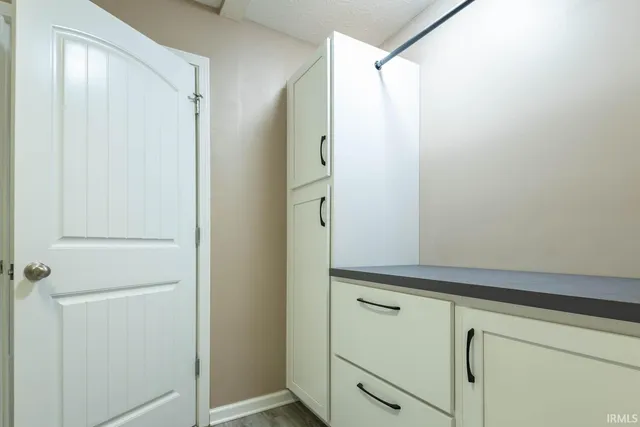 $525,000 | 625 South Bobcat Bend, Bloomington, IN 47403