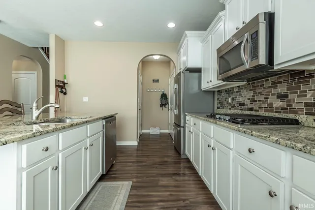 $525,000 | 625 South Bobcat Bend, Bloomington, IN 47403