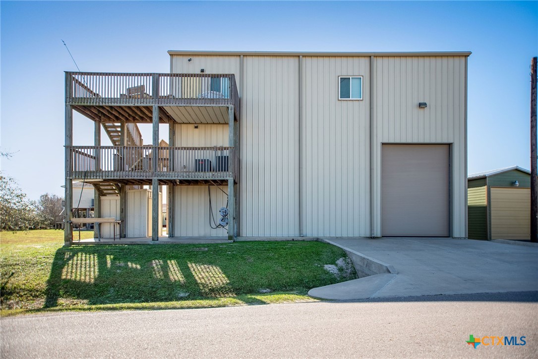 265 Coastal Oaks Loop Port O'Connor, TX 77982 - Photo 5 of 48
