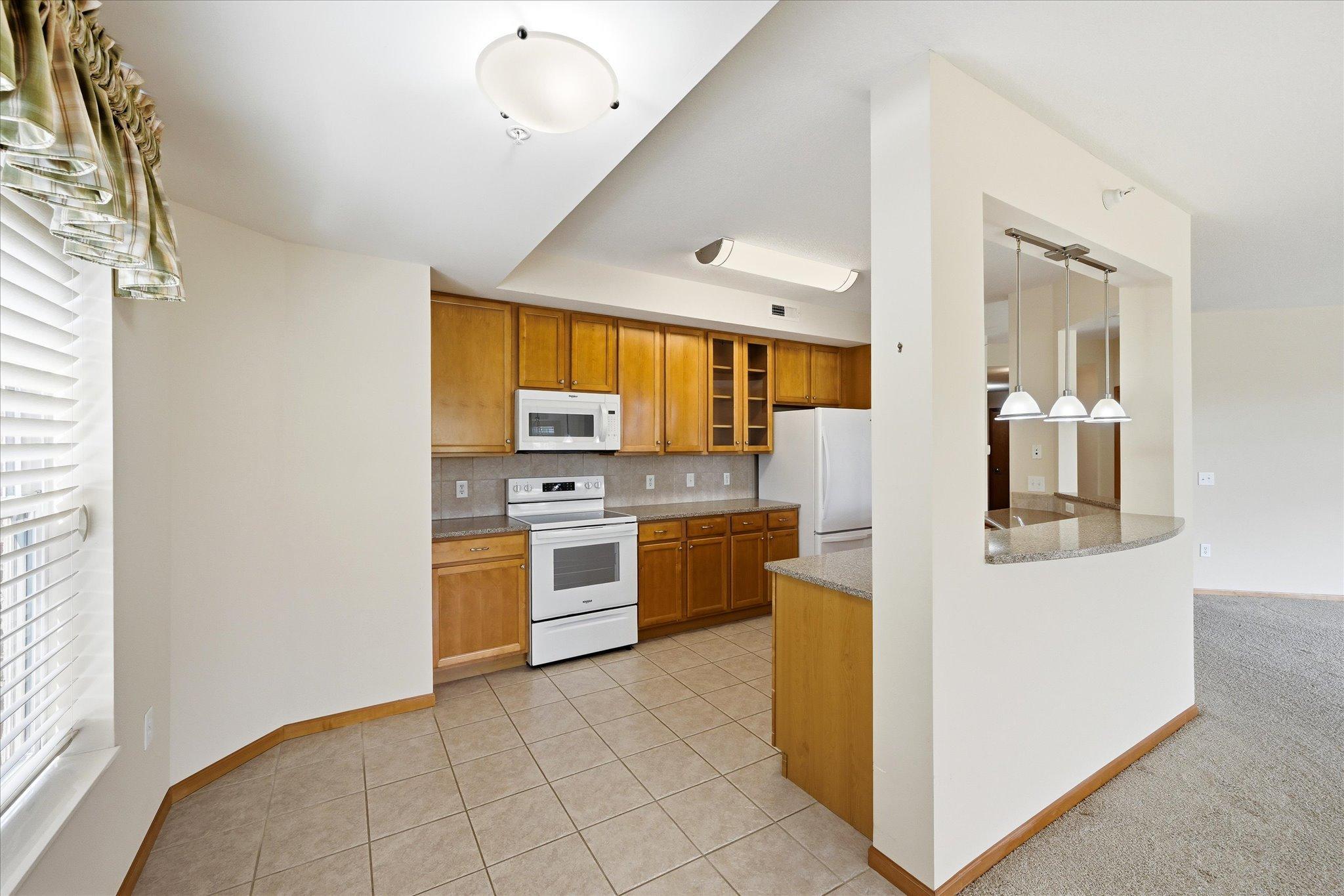 2550 38th Avenue Northeast, Unit 213 St. Anthony, MN 55421 - Photo 14 of 37