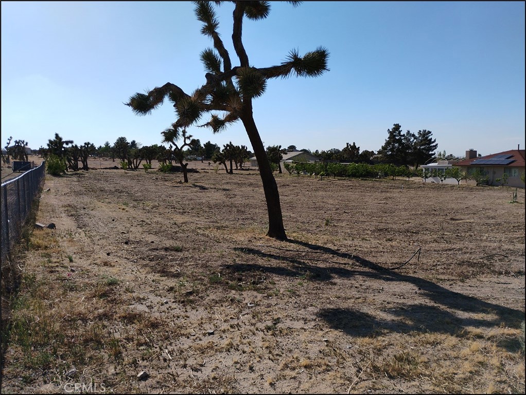 4077 Amador Road Phelan, CA 92371 - Photo 38 of 40