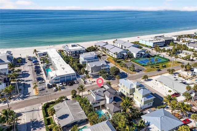$3,295,000 | 6605 Gulf Drive, Holmes Beach, FL 34217