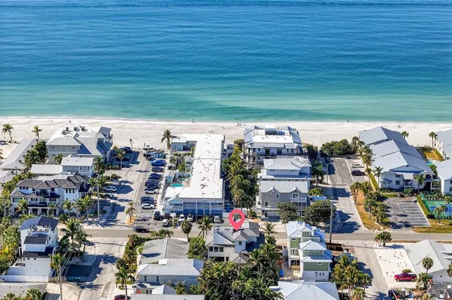$3,295,000 | 6605 Gulf Drive, Holmes Beach, FL 34217