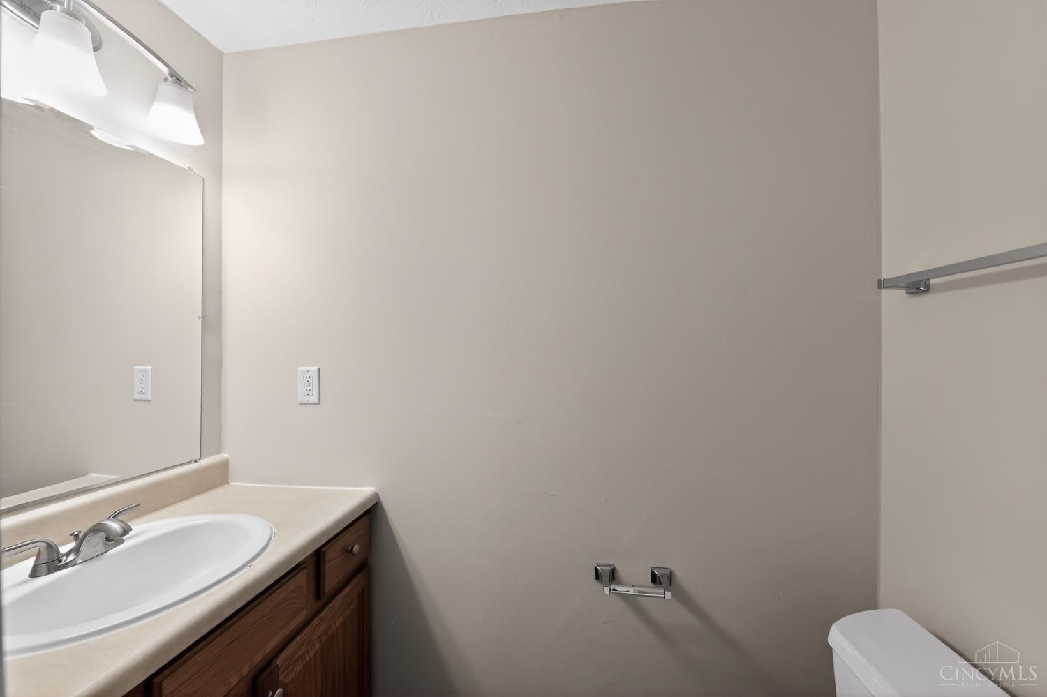 11512 Pippin Road Cincinnati, OH 45231 - Photo 23 of 30