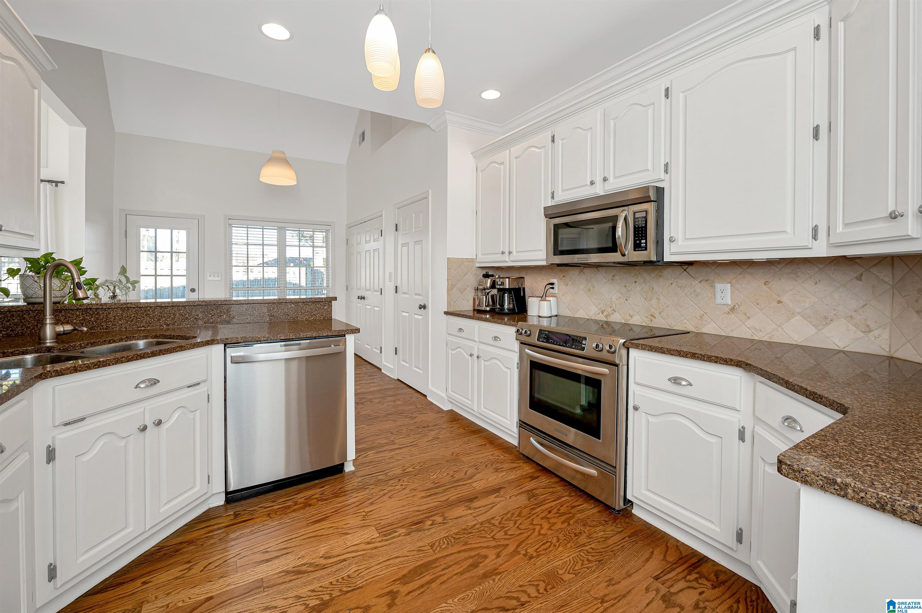 339 Wixford Trace Alabaster, AL 35007 - Photo 18 of 44