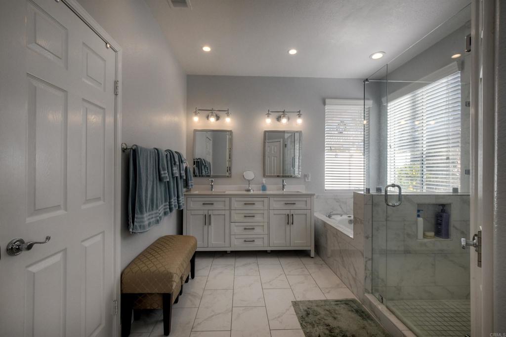 6015 Dassia Way Oceanside, CA 92056 - Photo 12 of 58 Primary Bathroom
