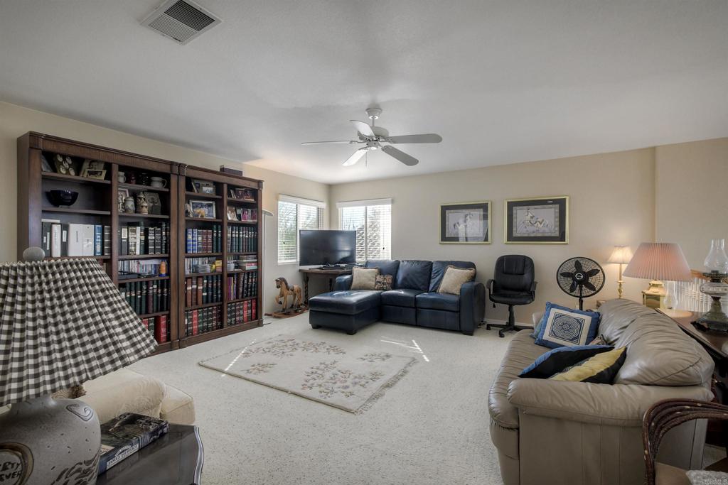 6015 Dassia Way Oceanside, CA 92056 - Photo 16 of 58 Loft