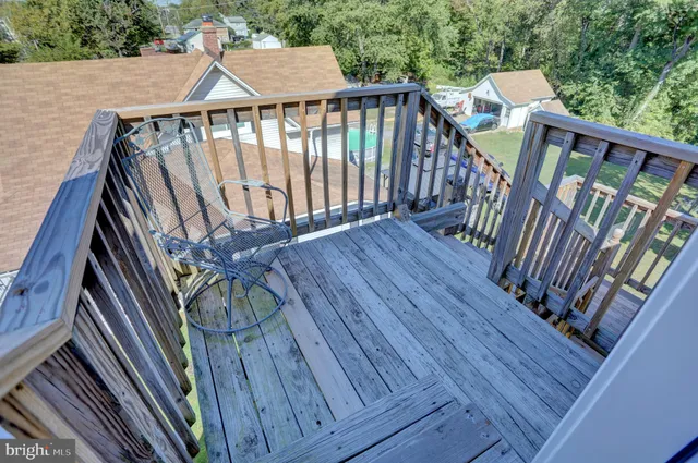 a view of livingroom with hardwood and furniture
