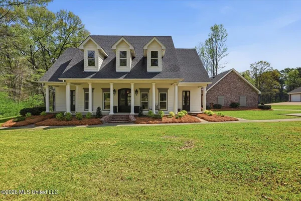 $459,900 | 1638 Suzanna Drive, Raymond, MS 39154