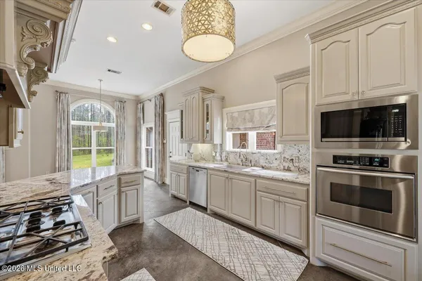 $459,900 | 1638 Suzanna Drive, Raymond, MS 39154