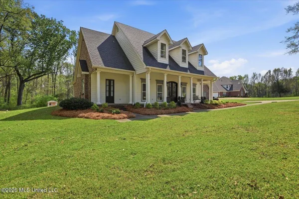 $459,900 | 1638 Suzanna Drive, Raymond, MS 39154