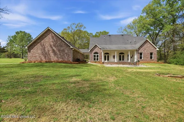 $459,900 | 1638 Suzanna Drive, Raymond, MS 39154