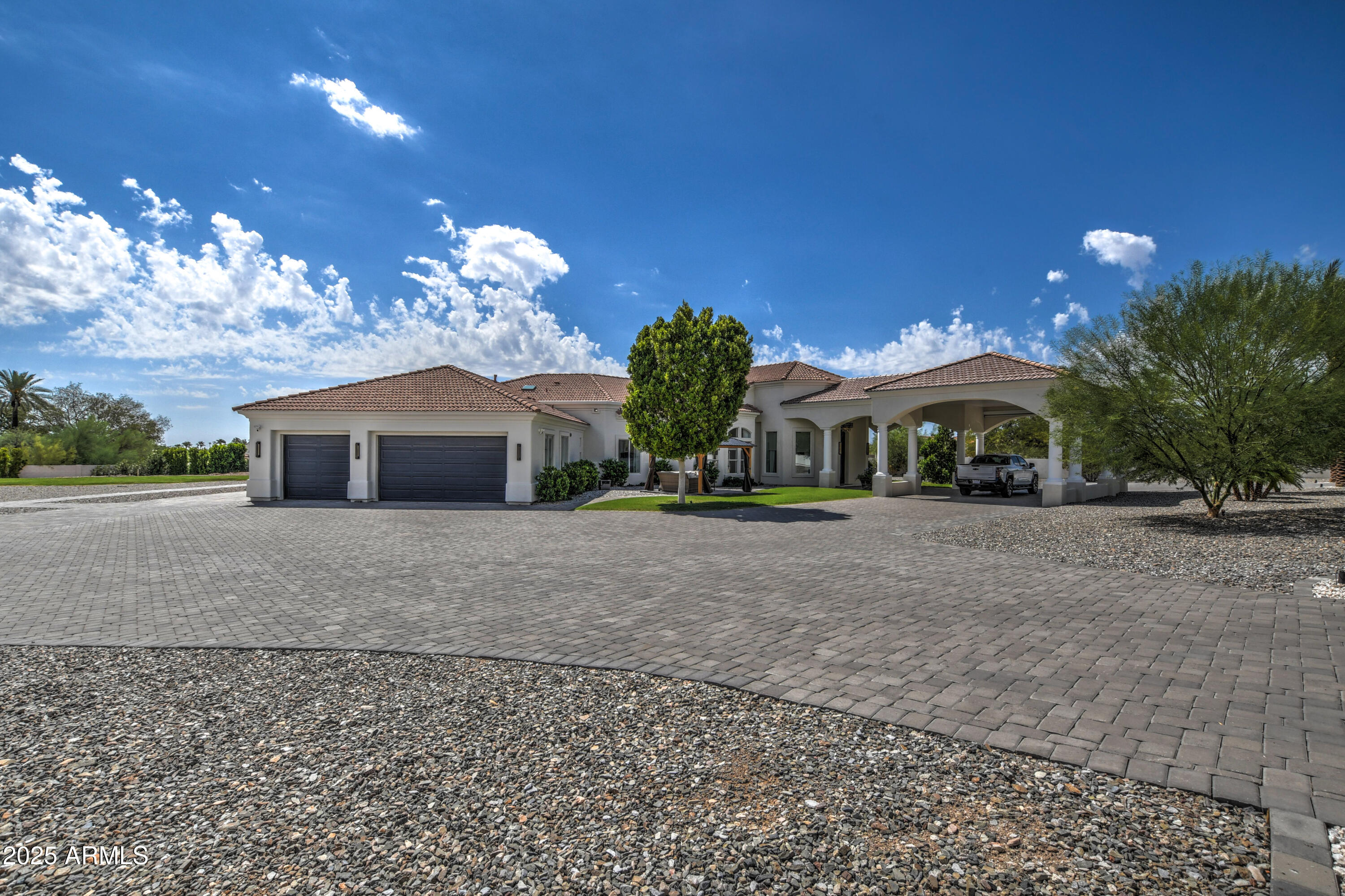 10651 East Cactus Road Scottsdale, AZ 85259 - Photo 6 of 126 Front 7