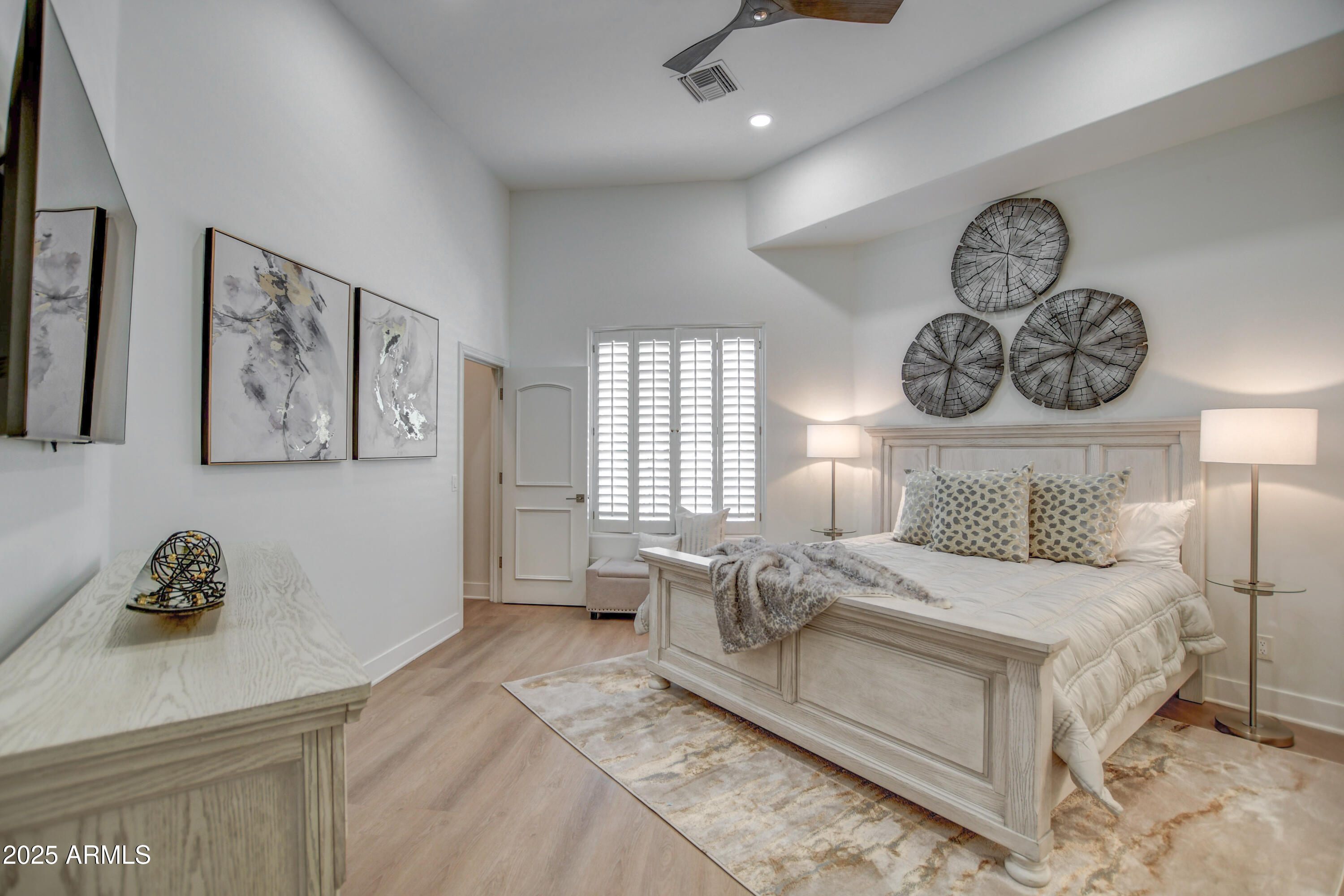 10651 East Cactus Road Scottsdale, AZ 85259 - Photo 76 of 126 Bed 3, 1