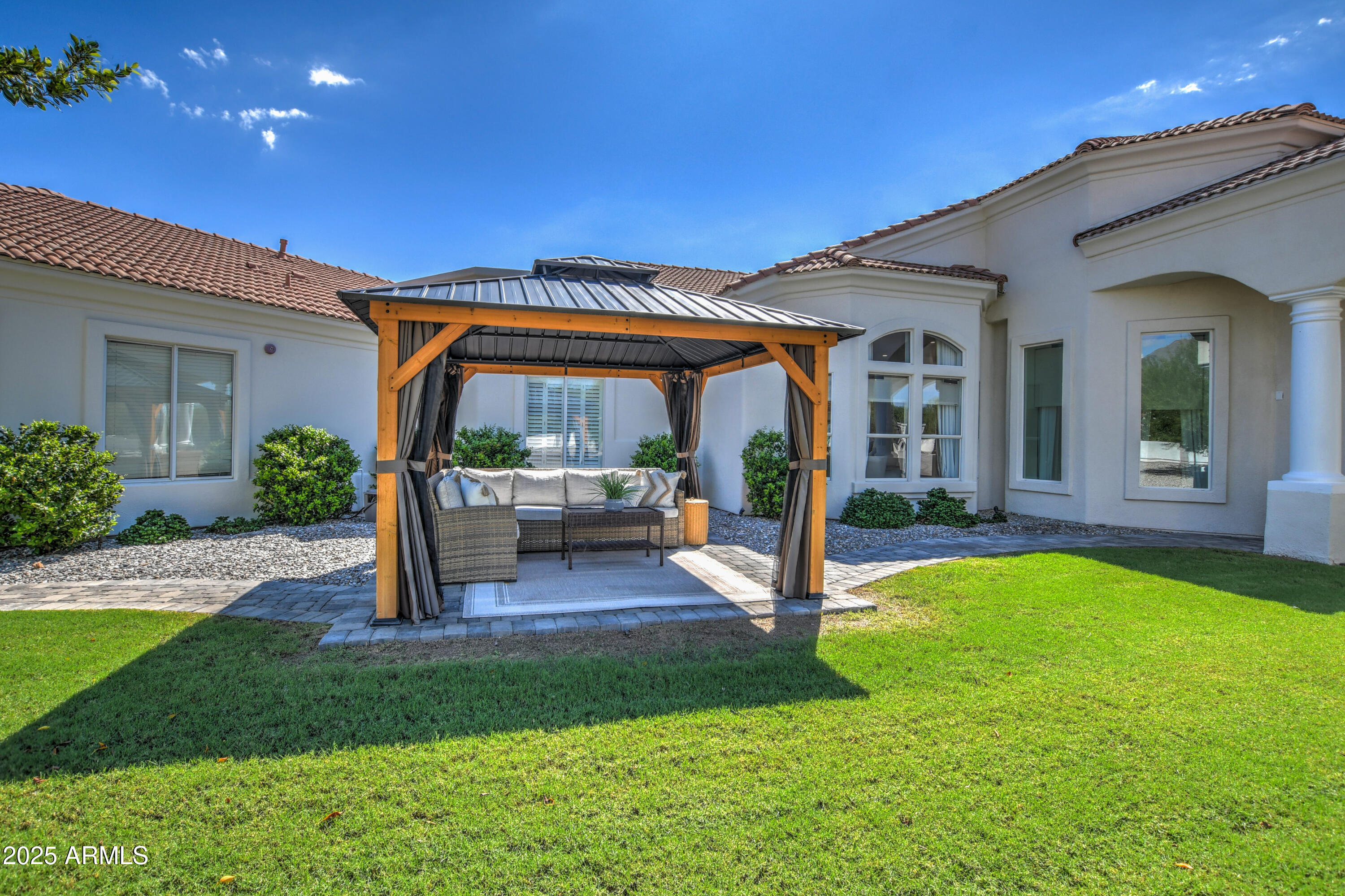 10651 East Cactus Road Scottsdale, AZ 85259 - Photo 8 of 126 Front 10