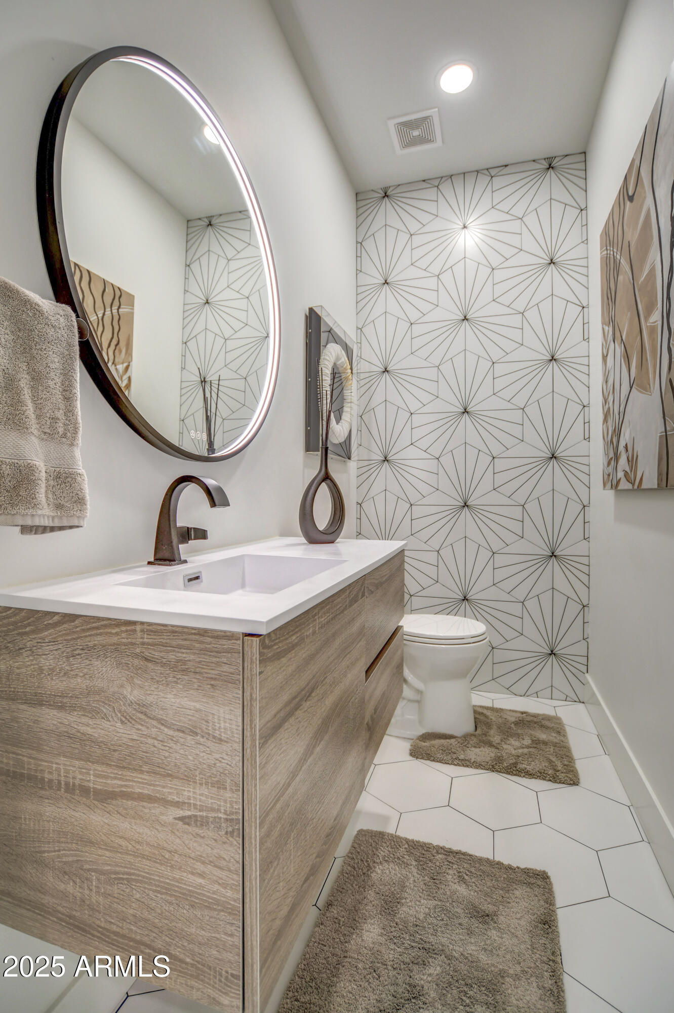 10651 East Cactus Road Scottsdale, AZ 85259 - Photo 86 of 126 Half Bath 1, 2