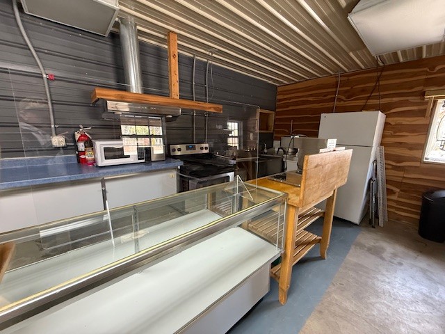 2316 Buffalo Road Hohenwald, TN 38462 - Photo 11 of 16