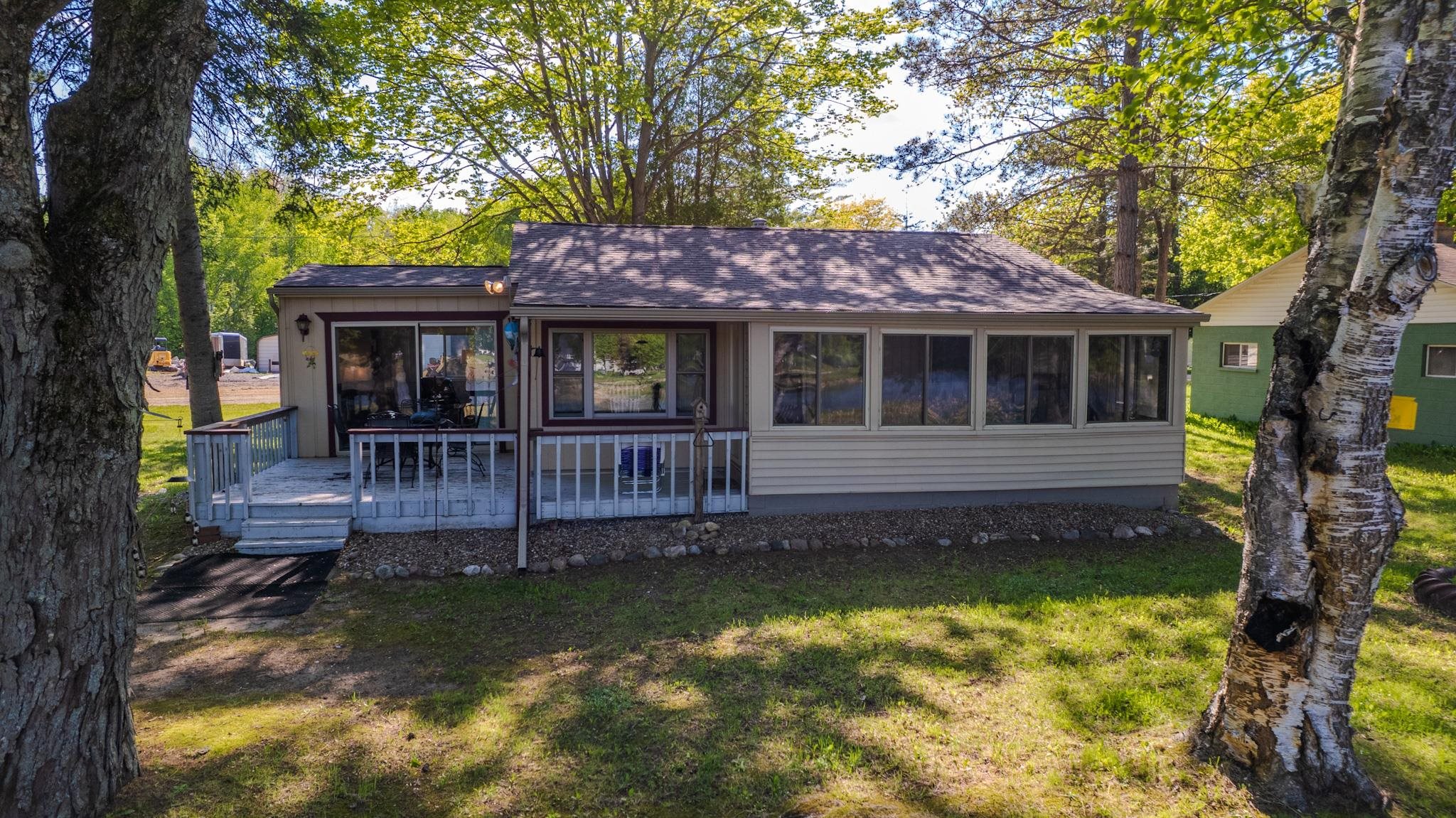 524 Hilo Road Gladwin, MI 48624 - Photo 34 of 49