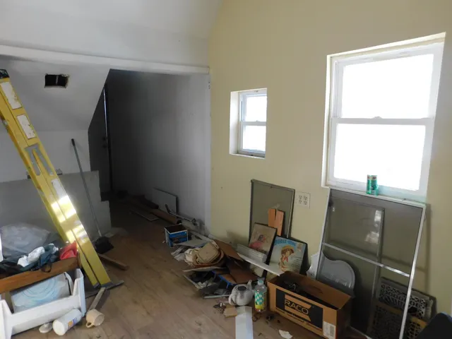 $189,900 | 1649 La Porte Avenue, Whiting, IN 46394