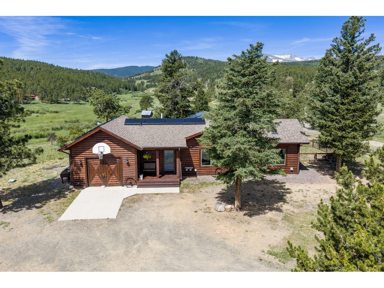 204 Coughlin Meadows Road Boulder, CO 80302 - Photo 18 of 50 One car attached garage
