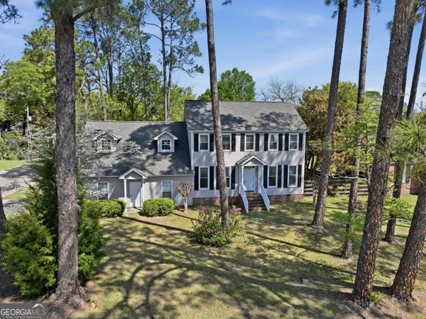 $189,900 | 215 West Cypress Street, Fitzgerald, GA 31750