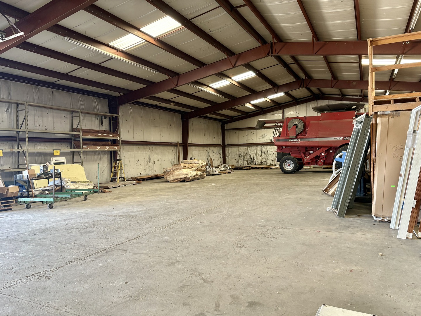 1021 North 2650th Road Ottawa, IL 61350 - Photo 8 of 14 a view of parking garage with cars