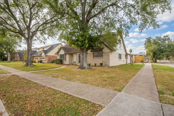 $315,000 | 2007 South Rayburn Court, Pasadena, TX 77502