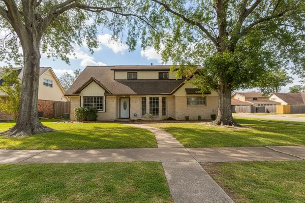 $315,000 | 2007 South Rayburn Court, Pasadena, TX 77502