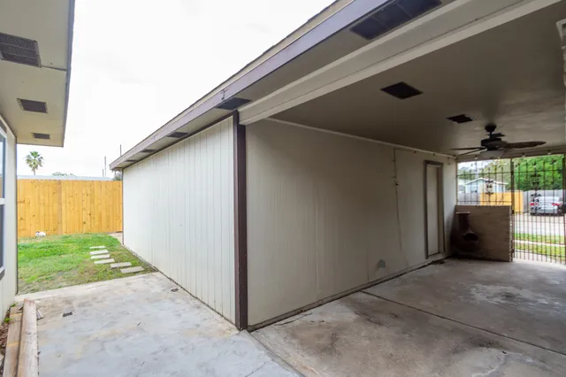 a view of an outdoor space with a porch