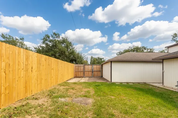 $315,000 | 2007 South Rayburn Court, Pasadena, TX 77502