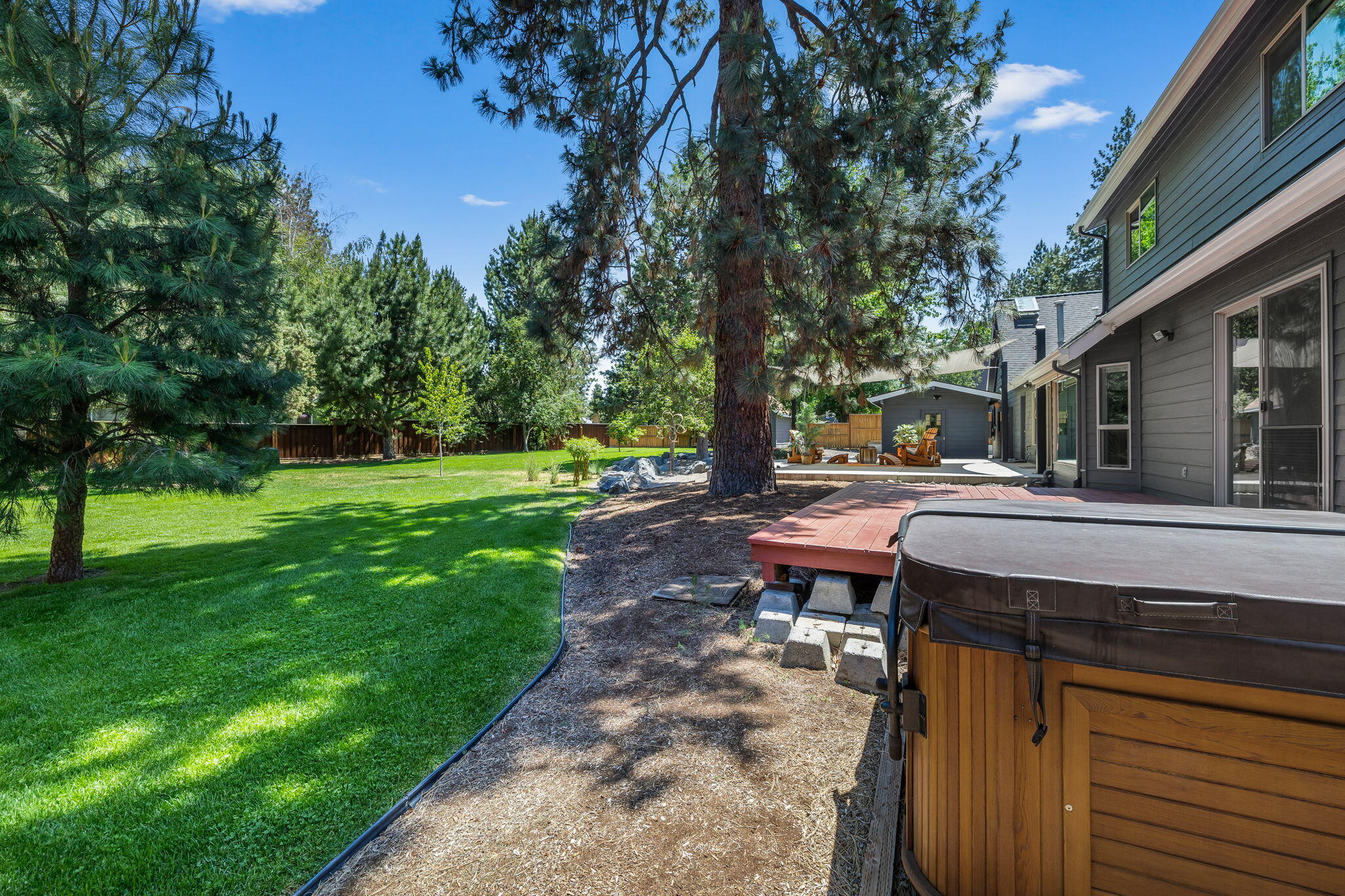 21005 Southeast King Hezekiah Way Bend, OR 97702 - Photo 41 of 50 2025_06_17_21005_se_king_hezekiah_way-59