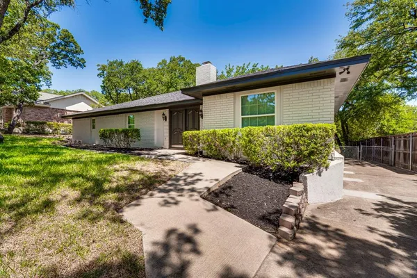 $3,200 | 3403 Sheffield Drive, Arlington, TX 76013