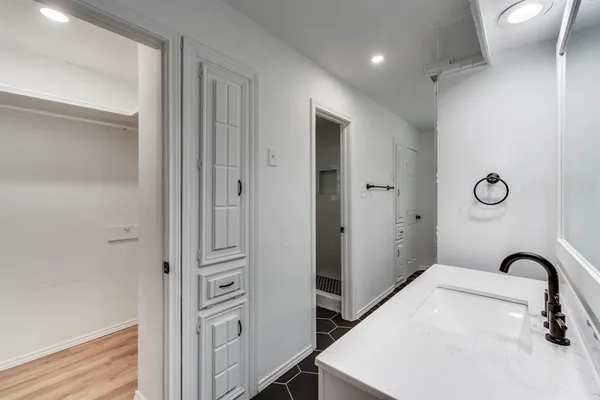$3,200 | 3403 Sheffield Drive, Arlington, TX 76013