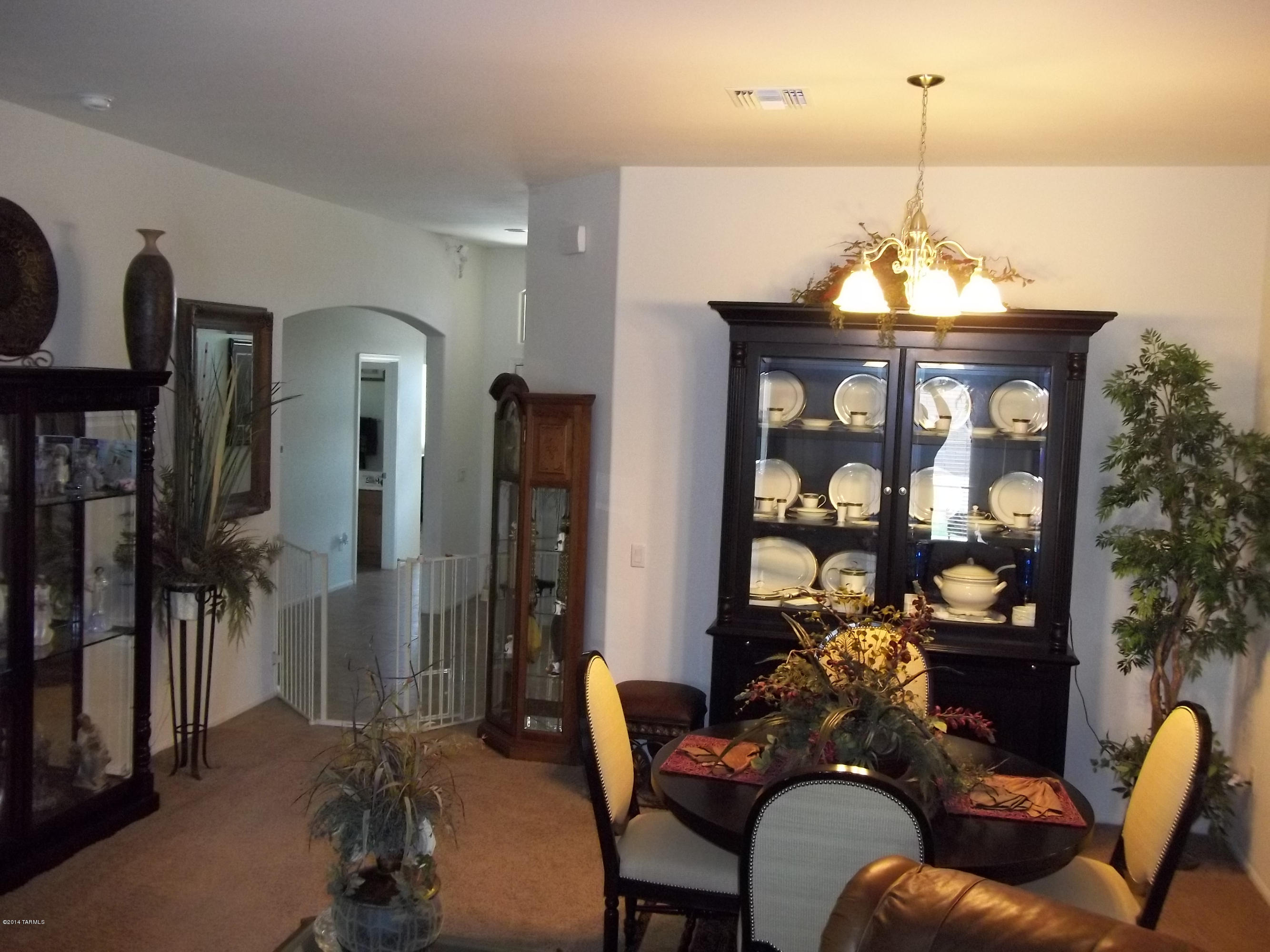 7770 East Treetop Road Tucson, AZ 85756 - Photo 4 of 28 Gallery Image 4
