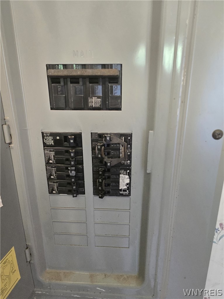12507 Ridge Road Ridgeway, NY 14103 - Photo 17 of 22 electrical panel 200 amp - located in laundry room