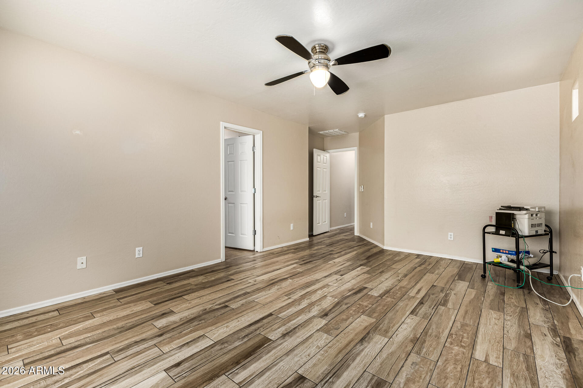 17755 West Hearn Road Surprise, AZ 85388 - Photo 15 of 36 15-Hearn