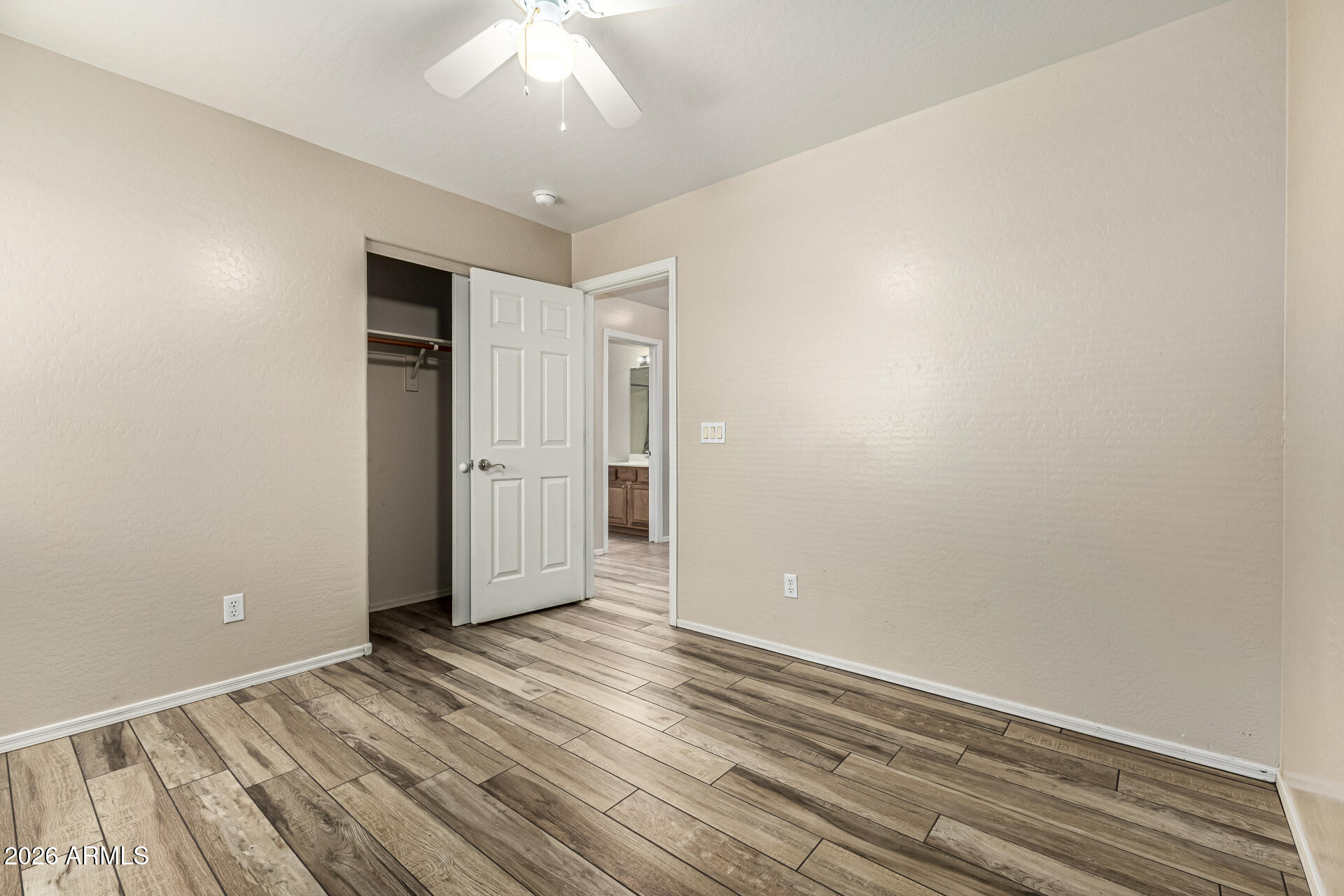 17755 West Hearn Road Surprise, AZ 85388 - Photo 20 of 36 20-Hearn