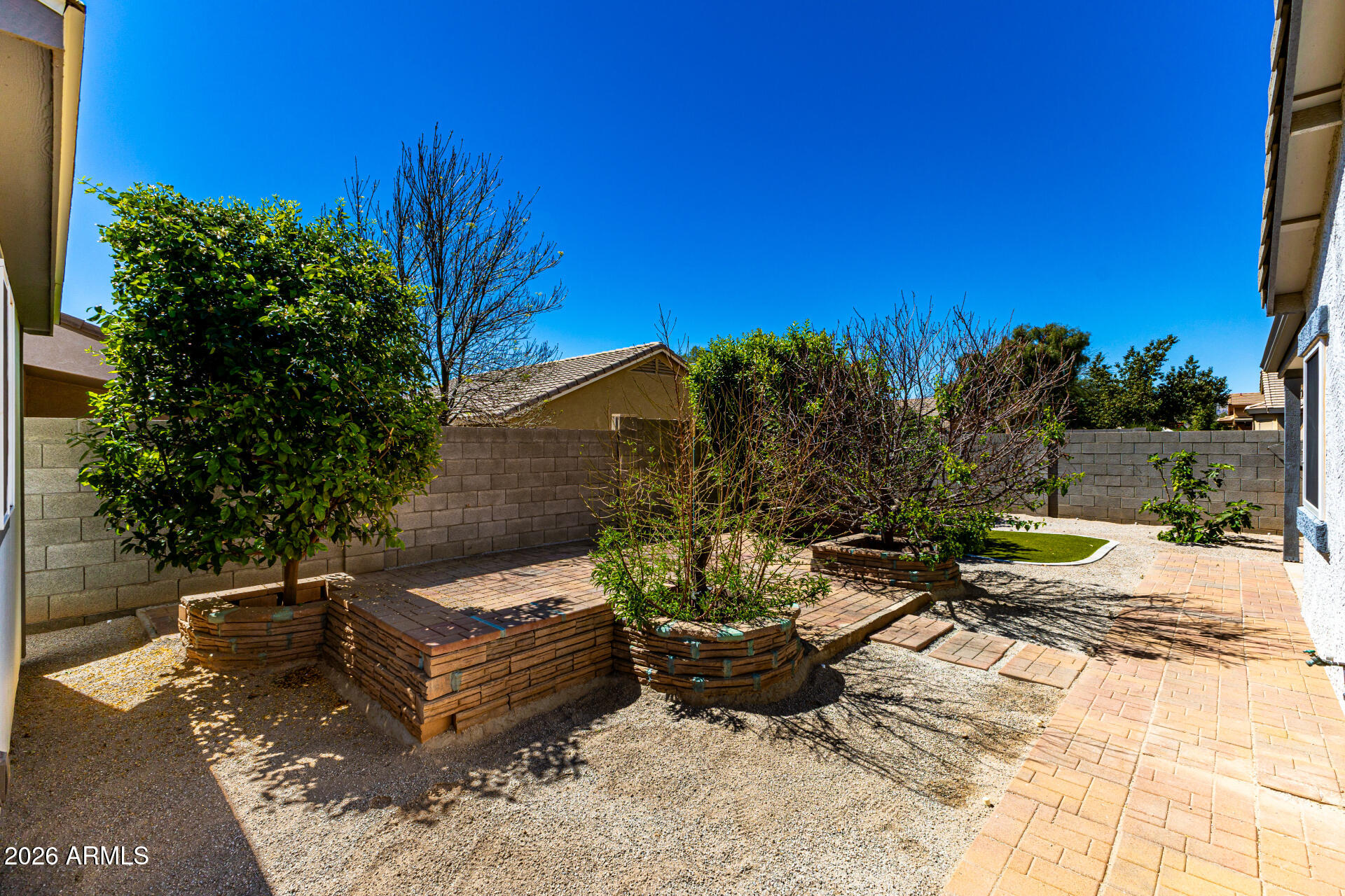 17755 West Hearn Road Surprise, AZ 85388 - Photo 27 of 36 27-Hearn