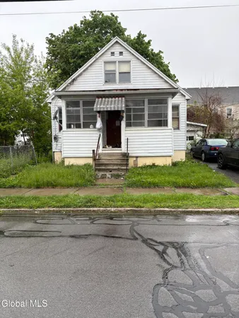 $65,000 | 1833 Avenue A, Schenectady, NY 12308
