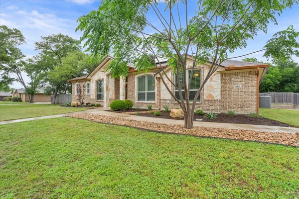 $549,000 | 910 Ridgeoak Drive, Belton, TX 76513
