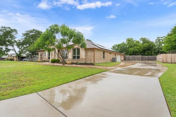 $549,000 | 910 Ridgeoak Drive, Belton, TX 76513