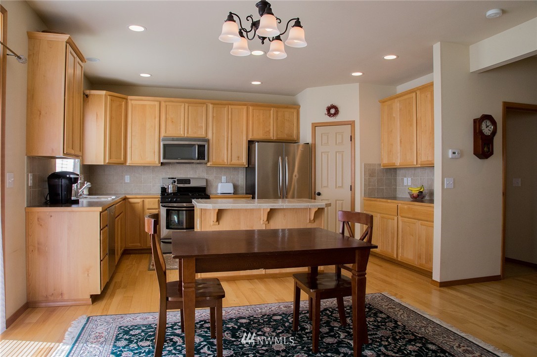 120 211th Street Southwest Bothell, WA 98021 - Photo 3 of 12