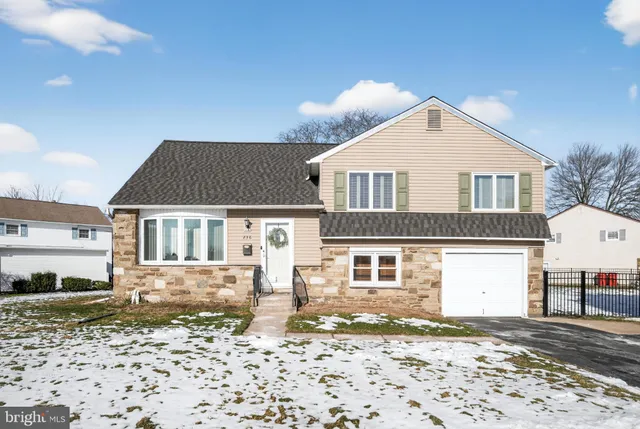 $585,000 | 236 Hickory Road, Warminster, PA 18974