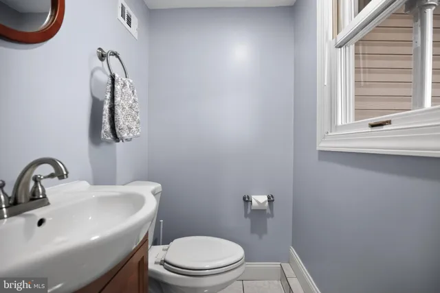 $585,000 | 236 Hickory Road, Warminster, PA 18974