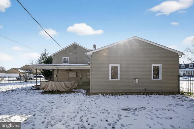 $585,000 | 236 Hickory Road, Warminster, PA 18974