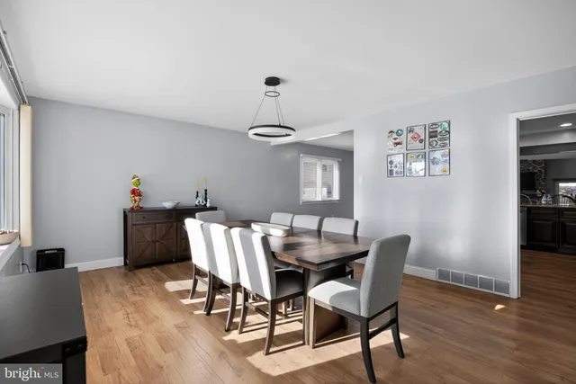 $585,000 | 236 Hickory Road, Warminster, PA 18974