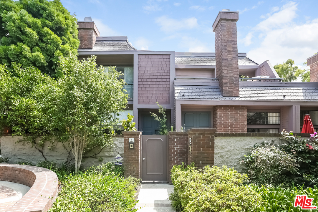 4535 Alla Road, Unit 3 Marina del Rey, CA 90292 - Photo 1 of 16