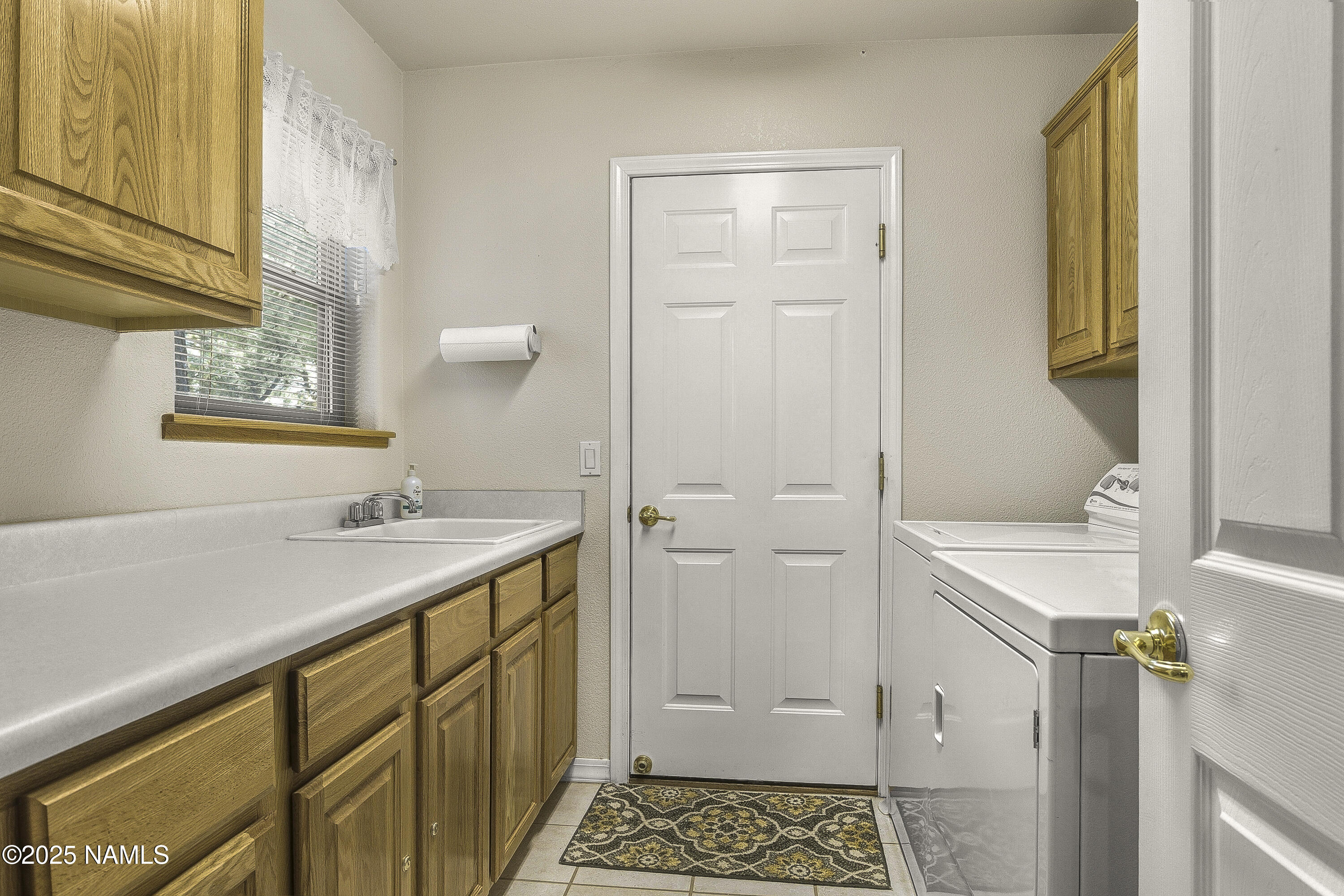 2545 North Broken Circle Road Flagstaff, AZ 86004 - Photo 13 of 29 Laundry Room