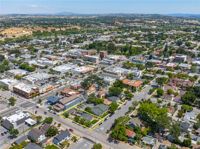 $1,175,000 | 1444 Oak Street, Paso Robles, CA 93446